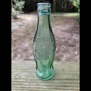 Vintage Coca Cola Coke 6 oz Bottle Hobble Skirt 1964 NO CITY NAME